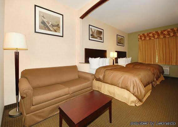 Comfort Suites Elgin Bagian luar foto